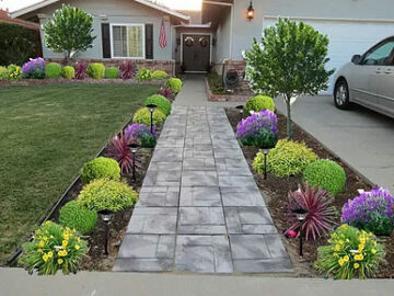 Beautifully Landscaped Entry | Tulsa OK Beautifully Landscaped Entry | Tulsa OK